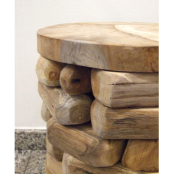 Stolik z kawałków drewna tekowego okrągły